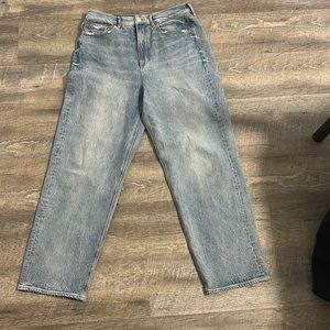 American eagle mom jeans